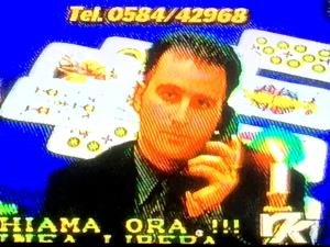 Josef che conduce una diretta su Retecalabria (RK)